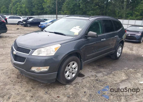 2011 Chevrolet Traverse Ls z USA, uszkodzony, nr VIN 1GNKRFED5BJ376906